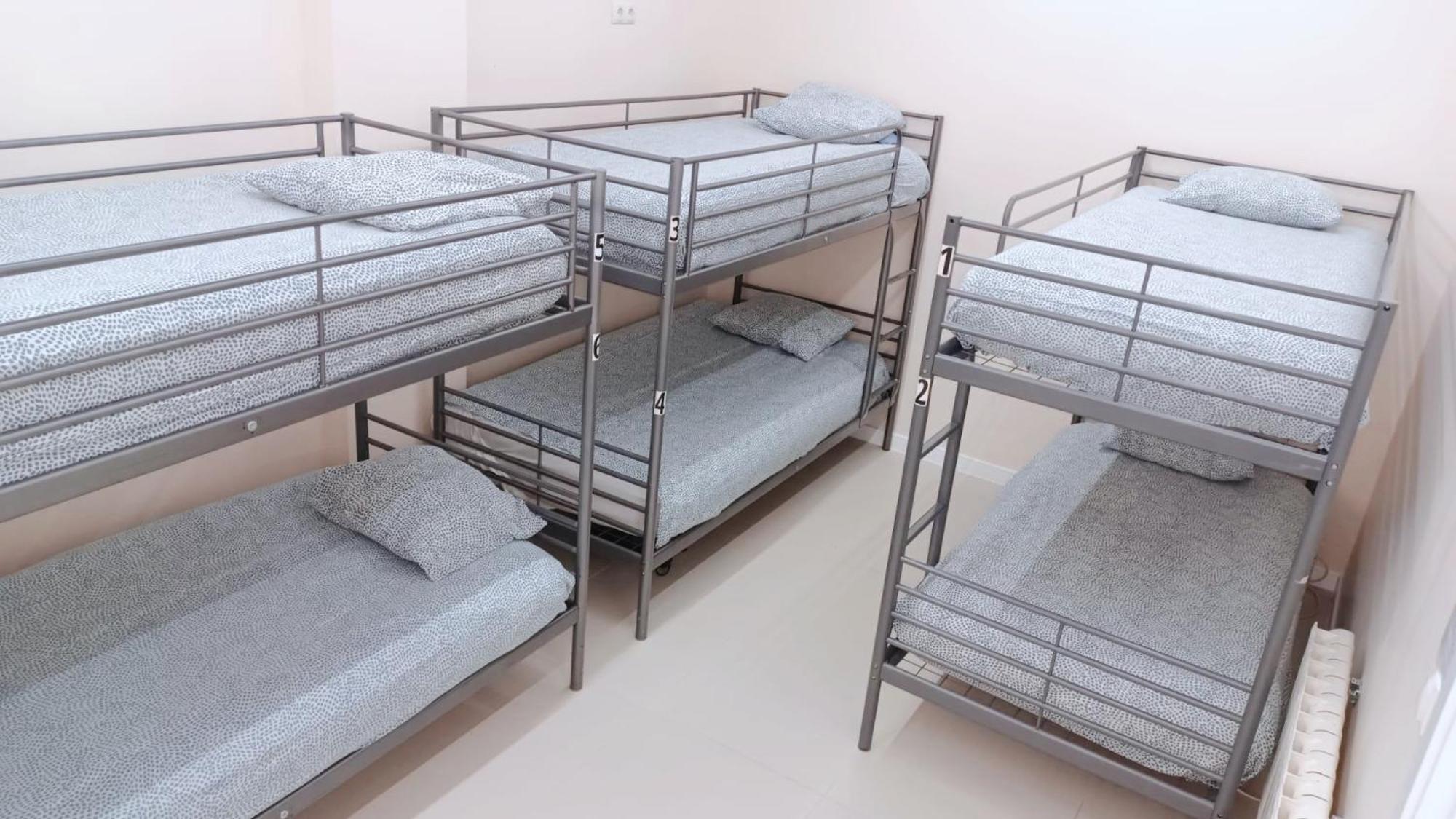 Hostel Sofia Мадрид Экстерьер фото